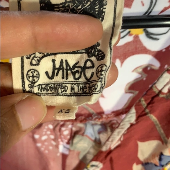 Top - Picture 3 of 3